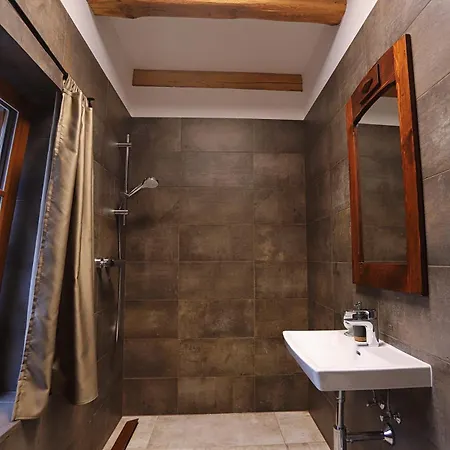 Clearpoint Apartment
