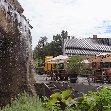 Apartment Clearpoint